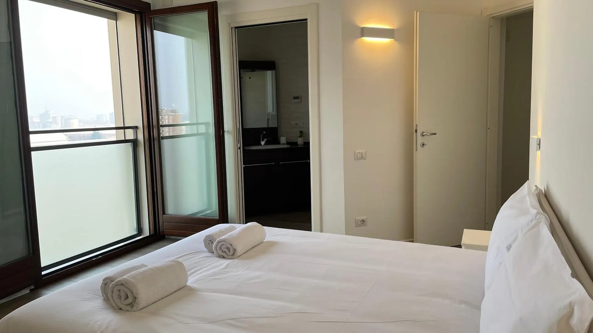 Hospitami Apartment - 15 Min Duomo Milano إيطاليا